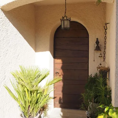 Charmantes Mit Garten By Interhome *