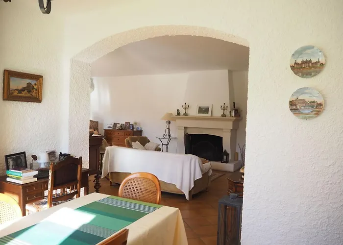 Charmantes Mit Garten By Interhome