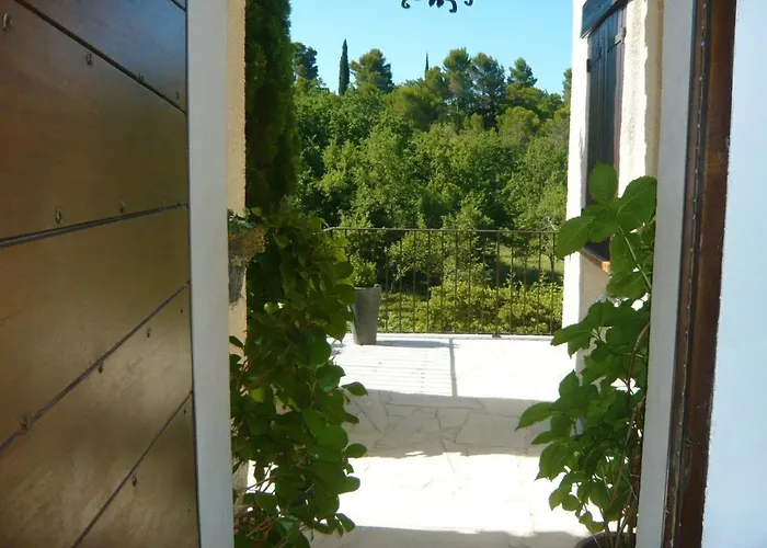 Charmantes Mit Garten By Interhome *