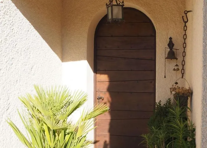 Charmantes Mit Garten By Interhome *