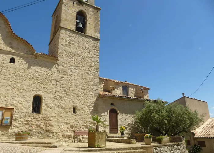 Charmantes Mit Garten By Interhome * Pierrevert