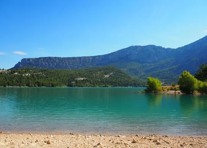 Charmantes Mit Garten By Interhome Pierrevert